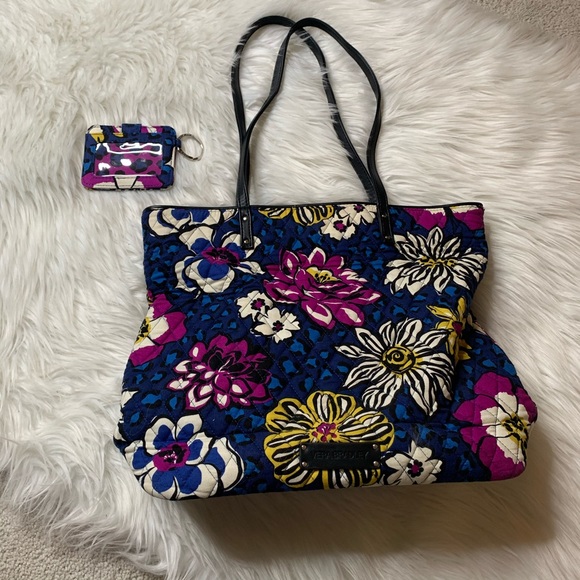 VERA BRADLEY AFRICAN VIOLET PURSE - Picture 3 of 13